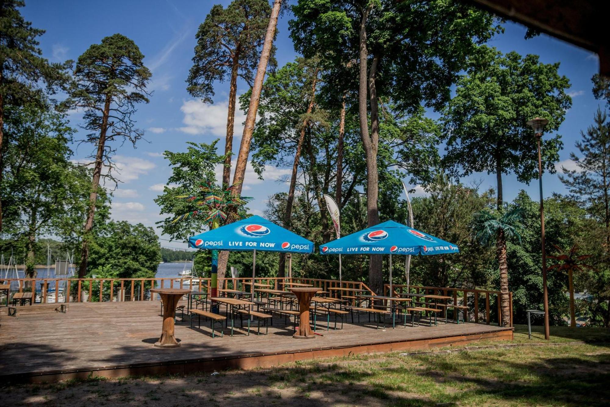 Hotel Lesna Przystan Iława Exterior foto